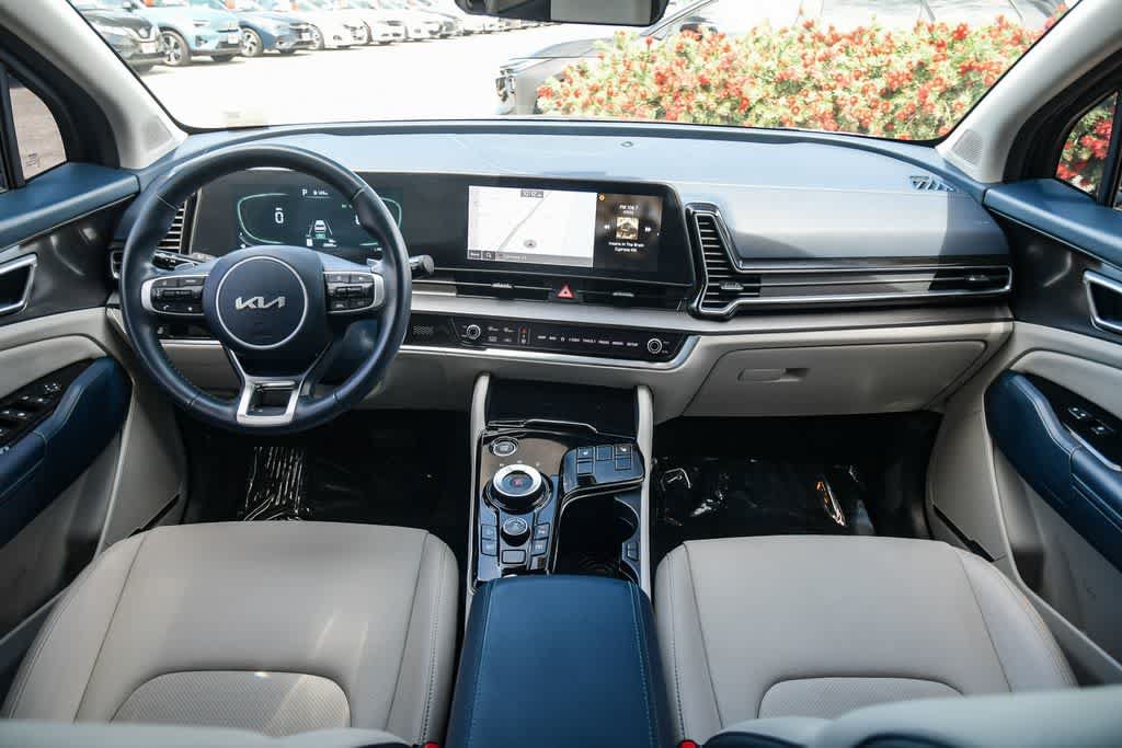 Used 2024 Kia Sportage EX AWD/4WD image 14