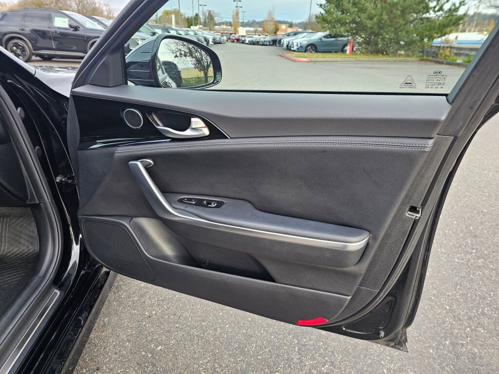 Used 2022 Kia Stinger GT-Line image 10