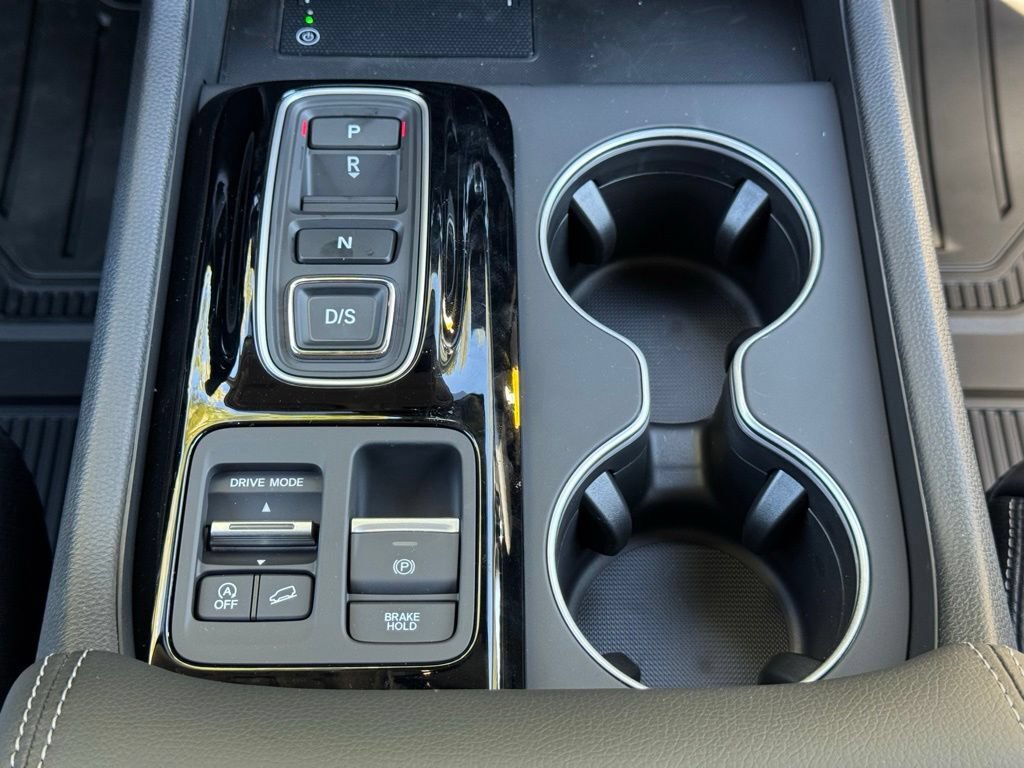 Certified 2026 Honda Pilot Touring image 22