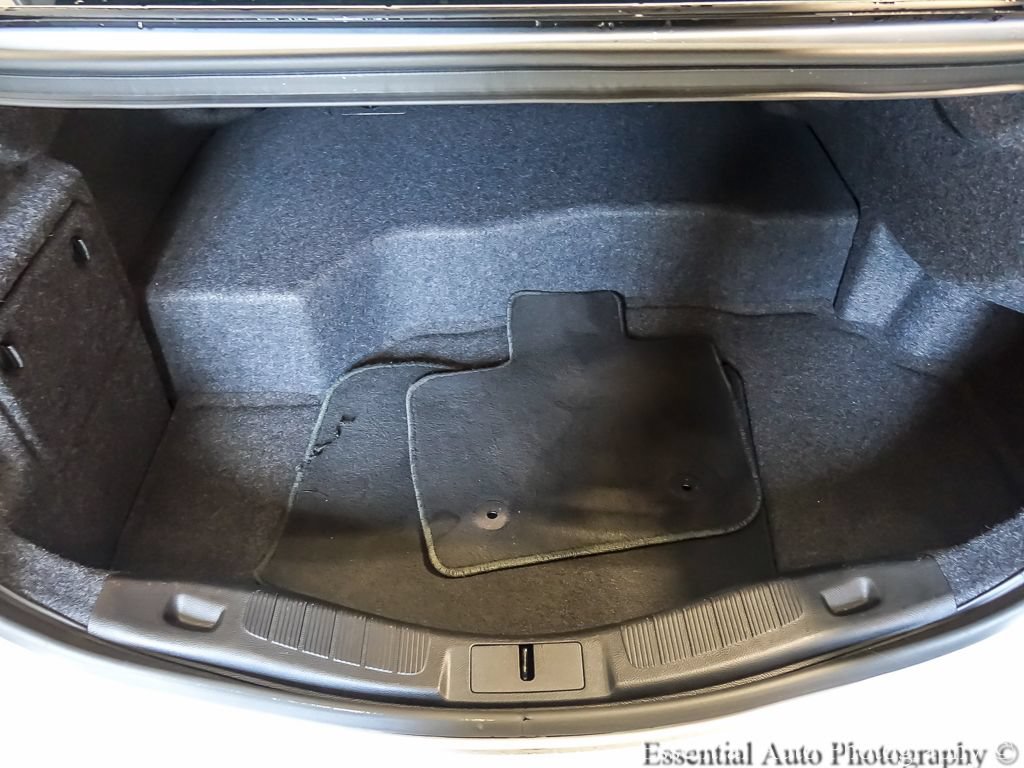 Used 2018 Ford Fusion S FWD image 21