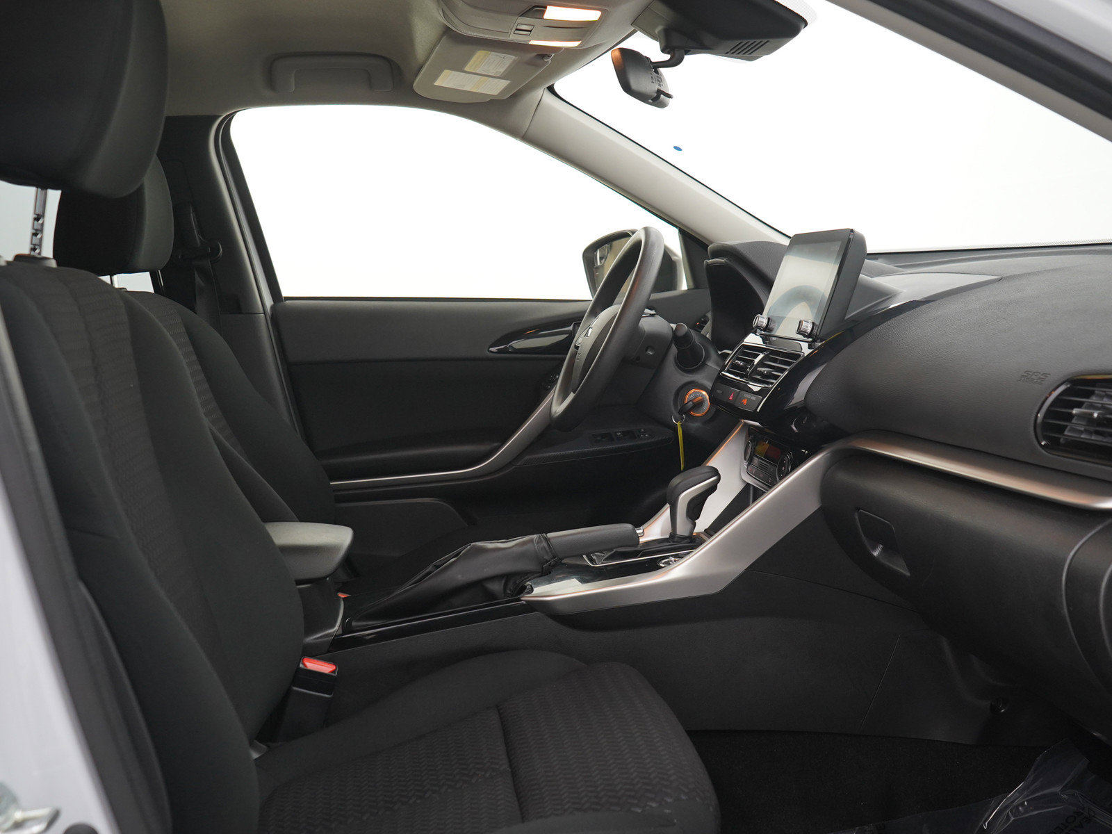 Used 2023 Mitsubishi Eclipse Cross LE AWD/4WD image 12