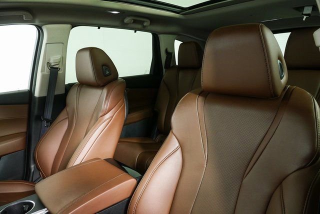 Used 2022 Acura MDX FWD w/ Technology Package image 2