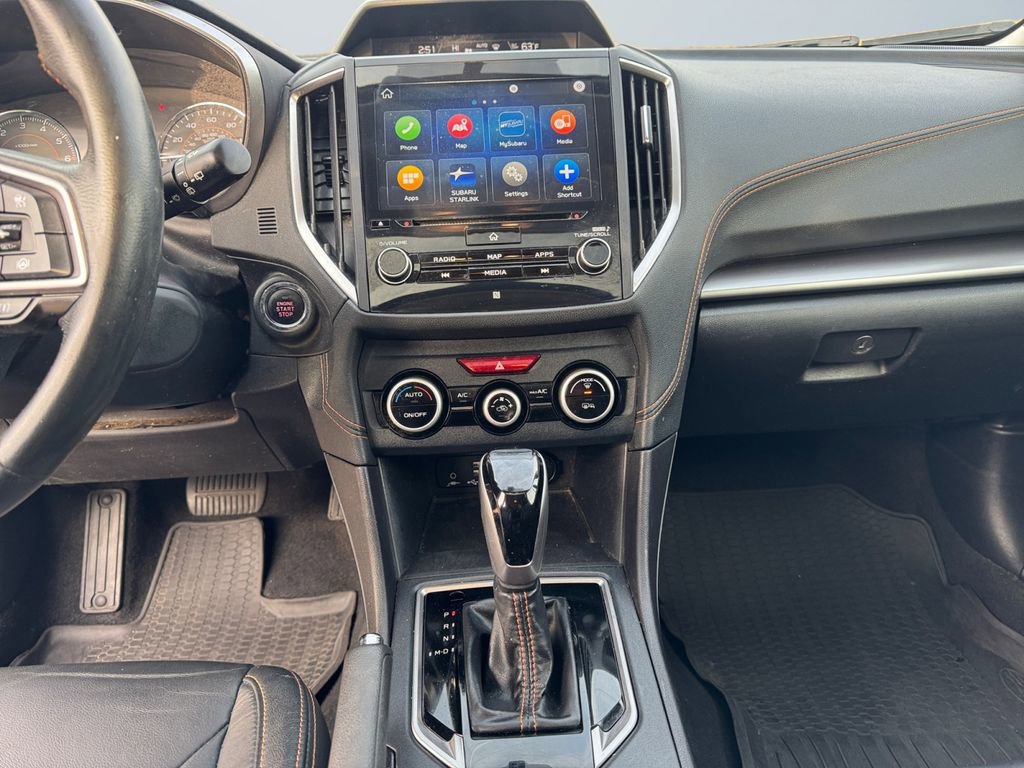 Certified 2022 Subaru Crosstrek 2.5i Limited w/ Moonroof Package 2 image 11