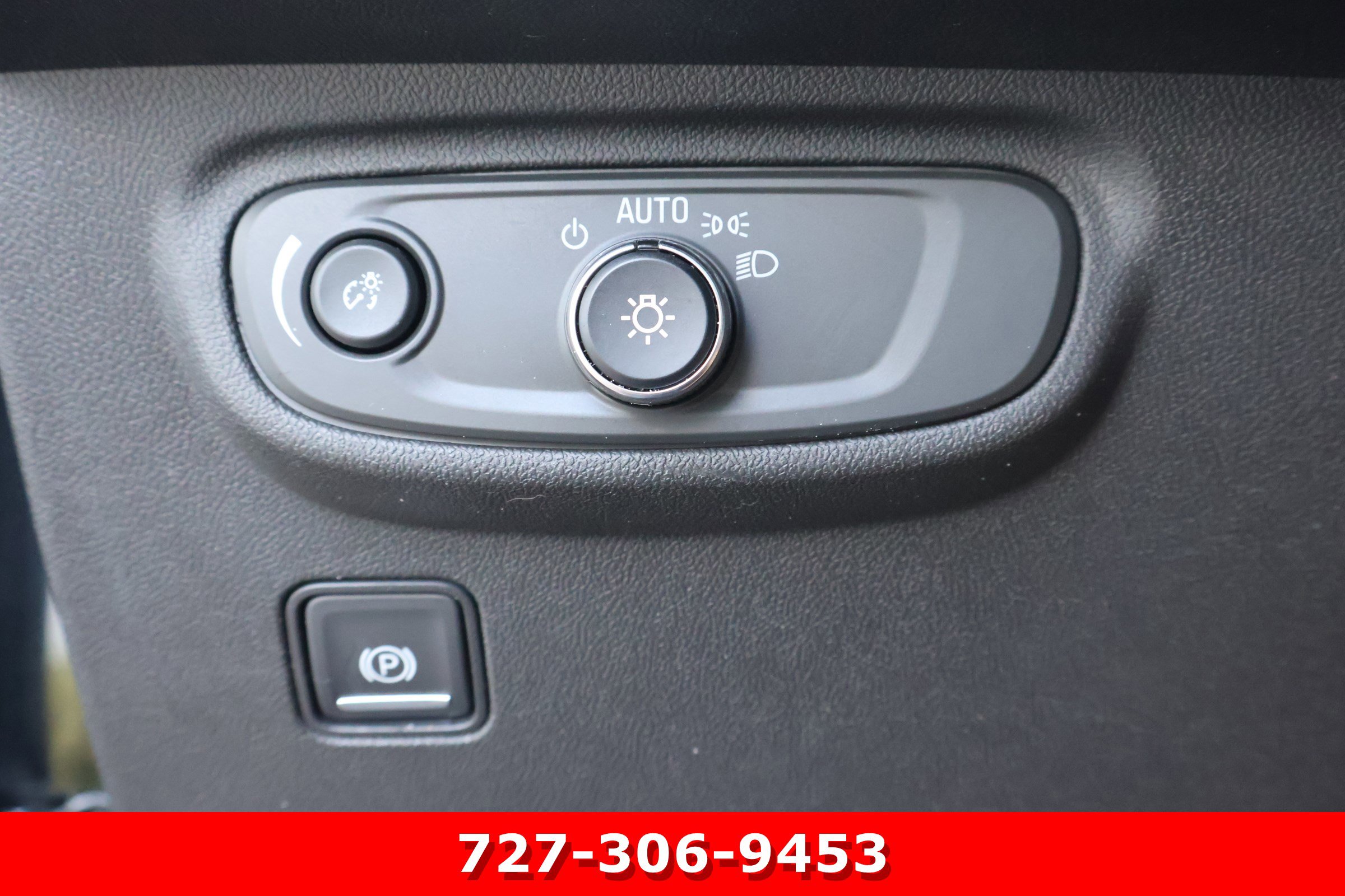 Used 2020 GMC Terrain SLE w/ Driver Convenience Package image 24