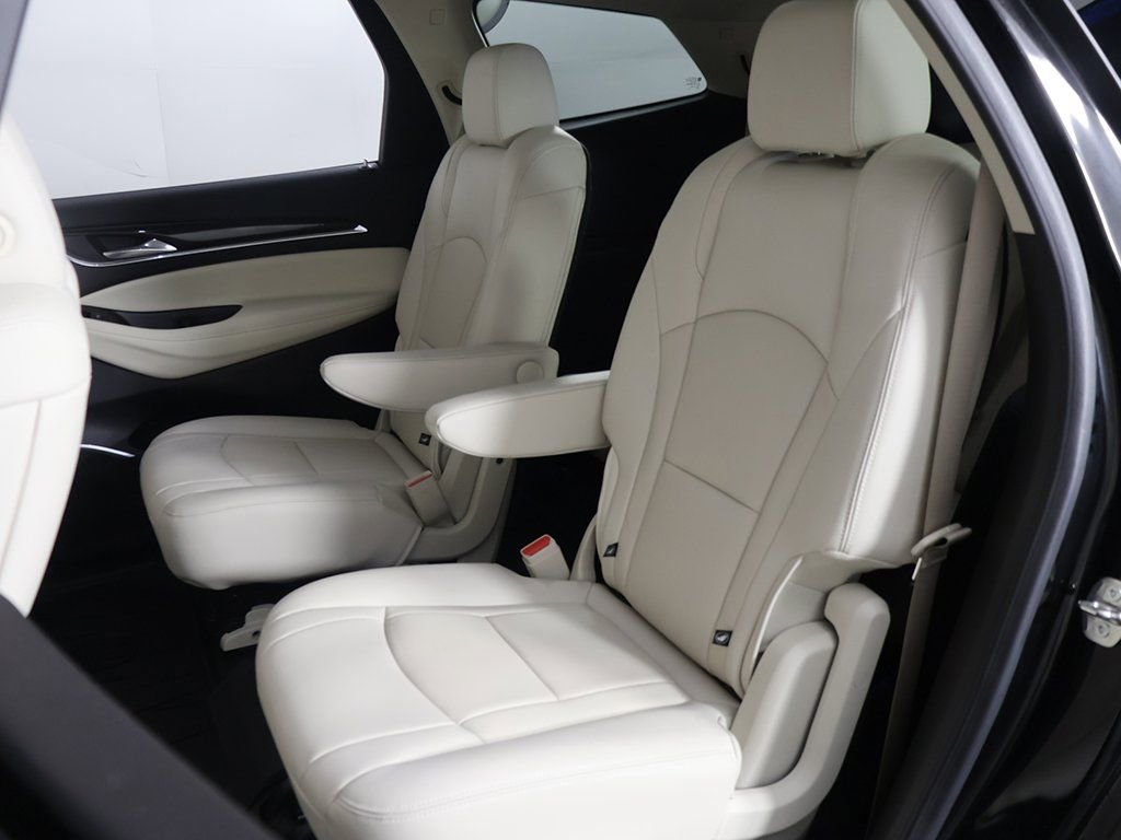 Used 2023 Buick Enclave Essence image 33