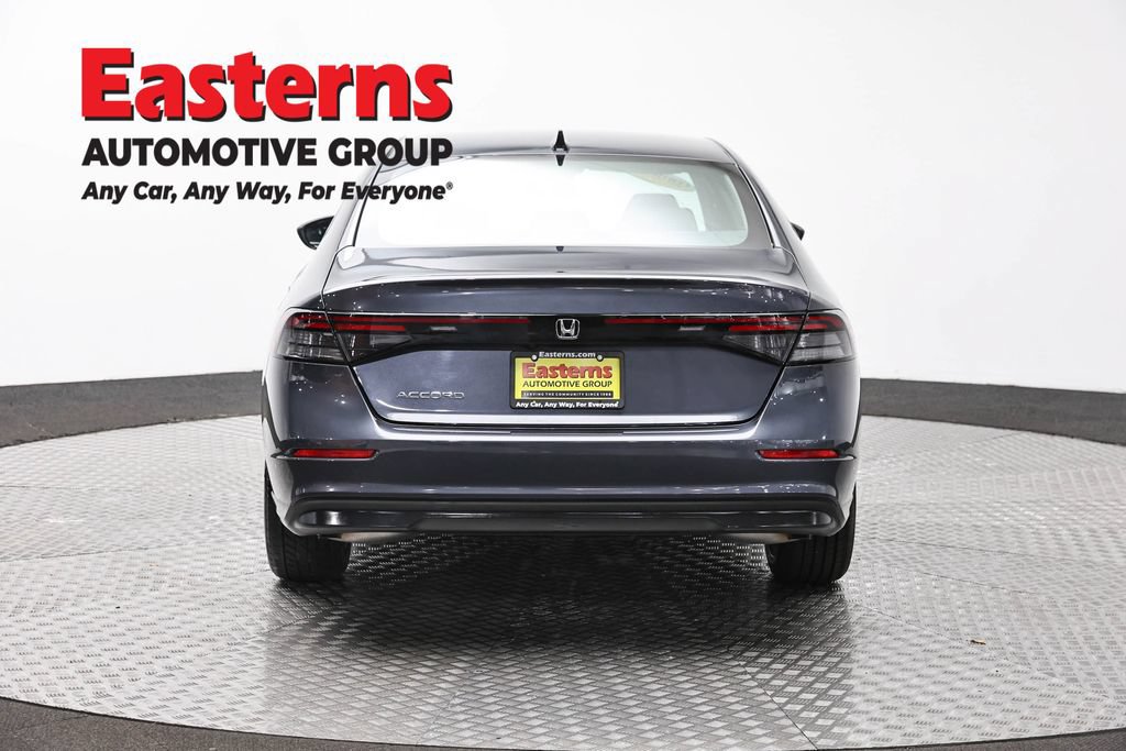 Used 2025 Honda Accord SE image 6