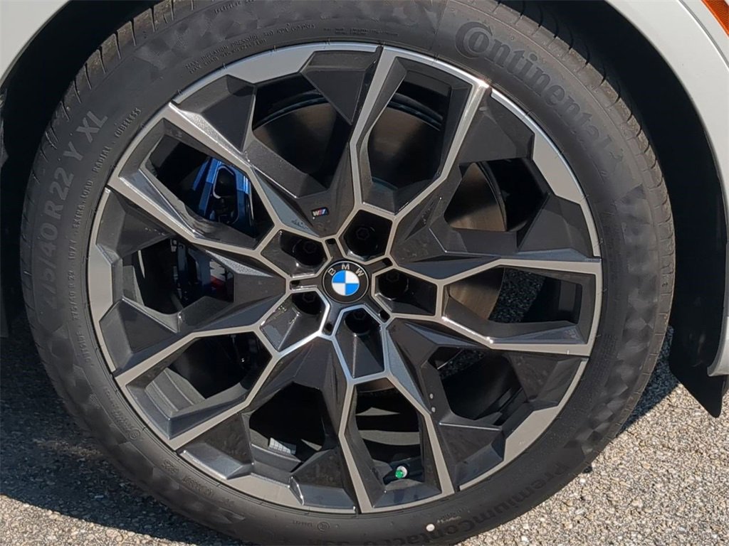 New 2026 BMW X7 xDrive40i w/ Executive Package image 11