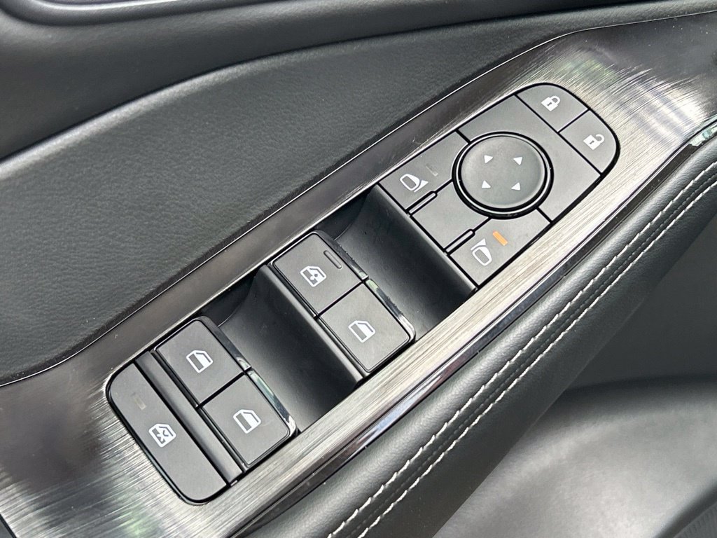 Used 2026 Nissan Rogue SV FWD image 20