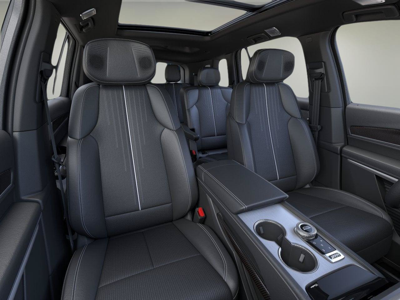 New 2027 Cadillac Vistiq Luxury w/ LPO, Floor Liner Package AWD/4WD image 26