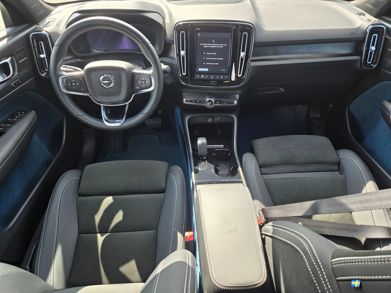 Certified 2023 Volvo C40 P8 Recharge Ultimate w/ Protection Package Premier image 11