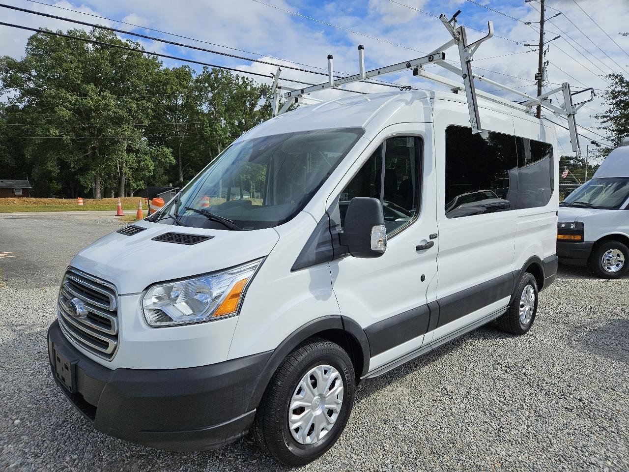 Used 2019 Ford Transit 150 XLT image 2