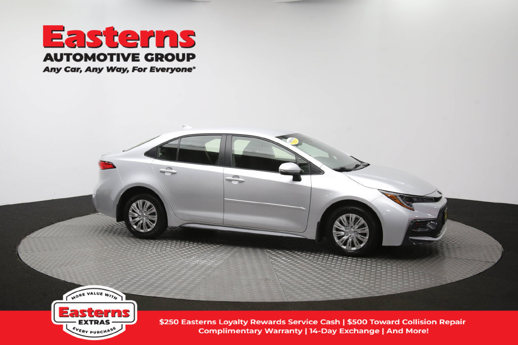 Used 2022 Toyota Corolla SE FWD image 45