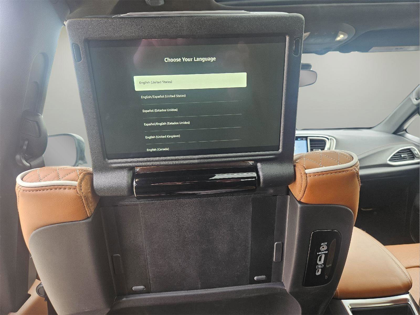 Used 2025 Chrysler Pacifica Pinnacle image 21