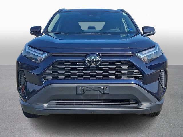 Used 2025 Toyota RAV4 XLE AWD/4WD image 2