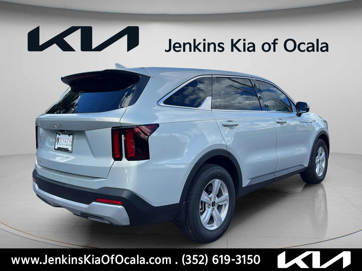 New 2026 Kia Sorento LX FWD image 3