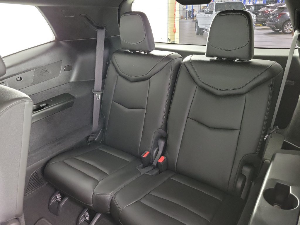 Used 2024 Cadillac XT6 Luxury FWD image 12