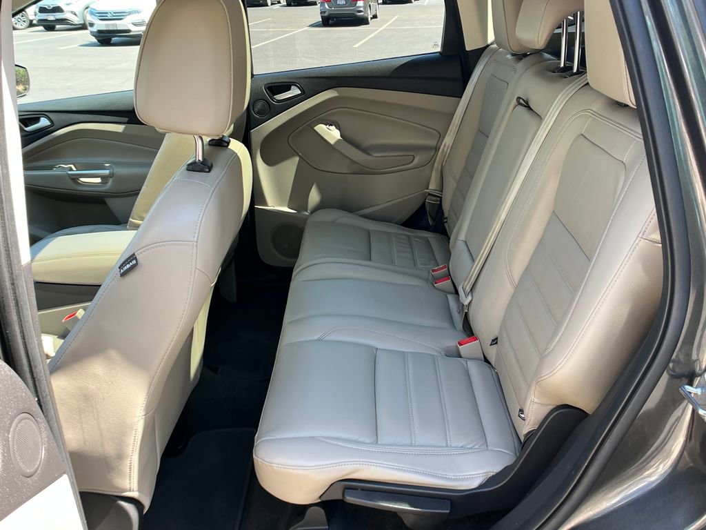 Used 2017 Ford Escape Titanium AWD/4WD image 23