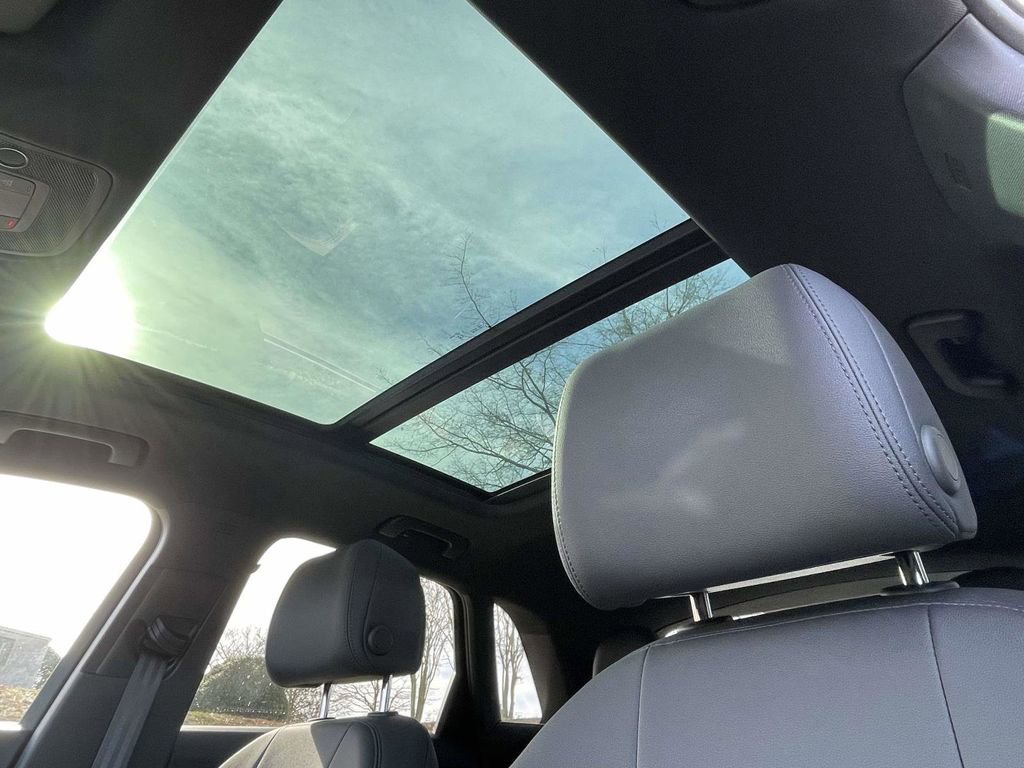 Used 2025 Audi Q3 2.0T Premium image 17