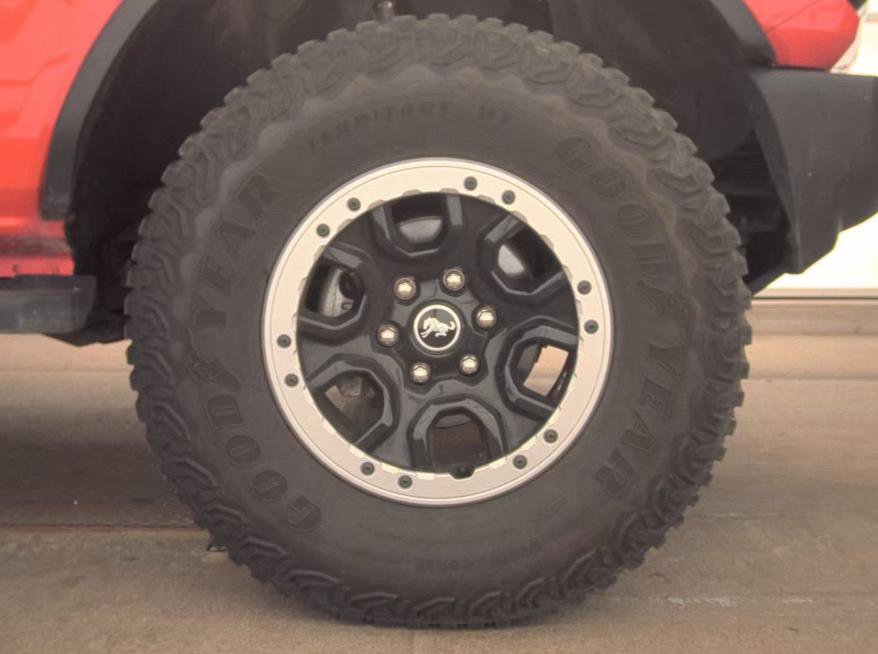 Used 2023 Ford Bronco Outer Banks w/ Sasquatch Package AWD/4WD image 7
