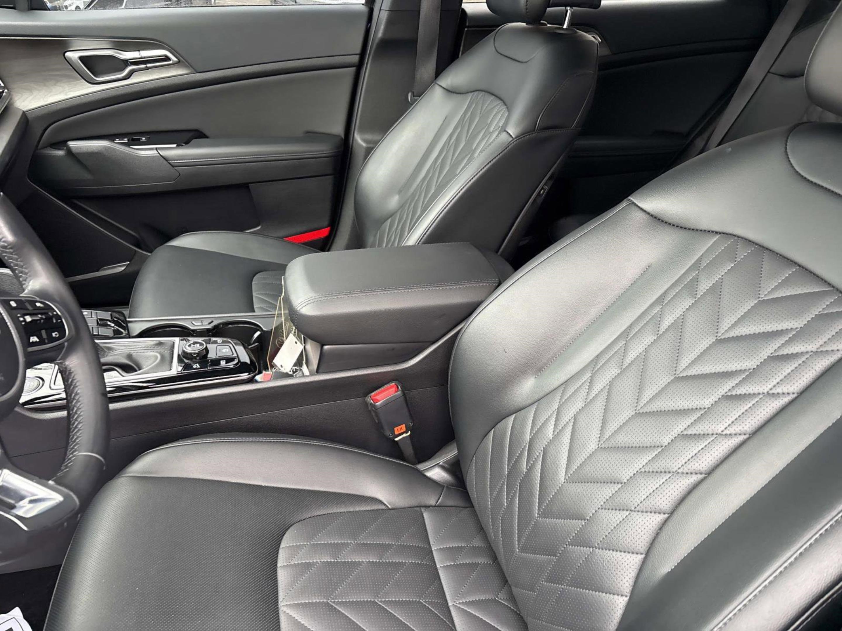 Used 2024 Kia Sportage X-Line w/ X-Line Premium Package image 19