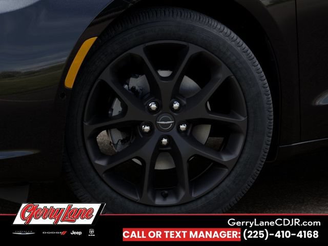 New 2026 Chrysler Pacifica Select w/ S Appearance Package FWD image 8