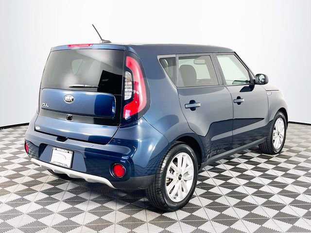 Used 2019 Kia Soul + image 8