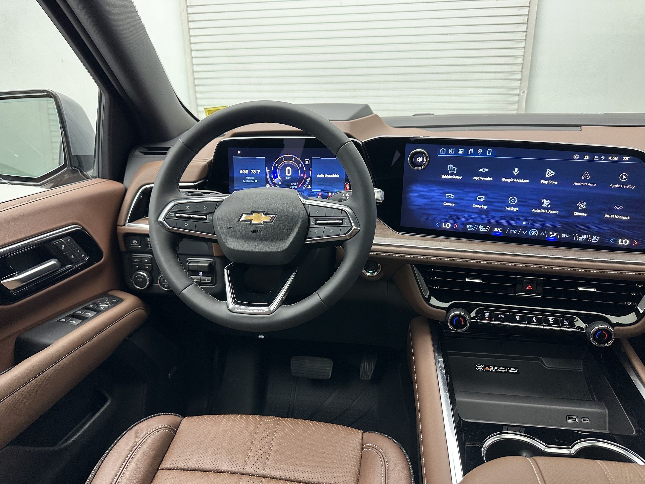 New 2026 Chevrolet Tahoe High Country w/ Sun And Tow Package AWD/4WD image 31