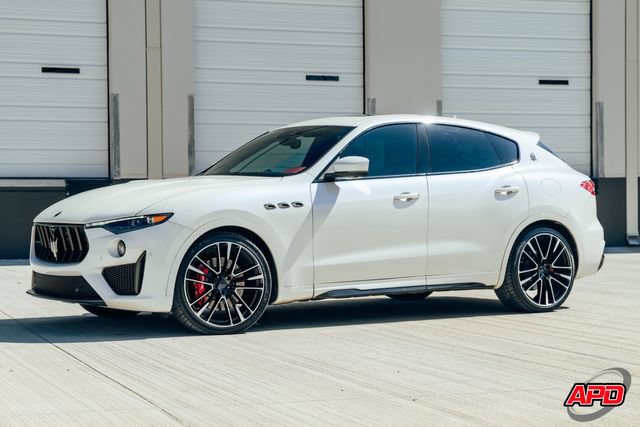 Used 2019 Maserati Levante Trofeo AWD/4WD image 44