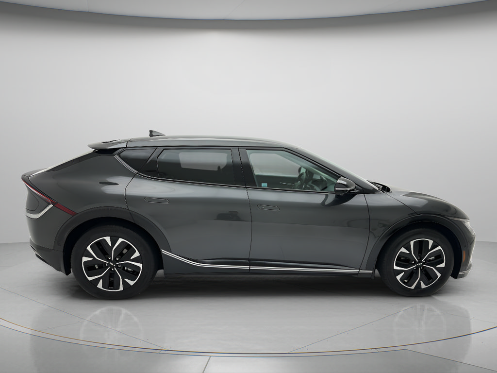 Used 2024 Kia EV6 Wind w/ Wind Technology Package AWD/4WD image 6