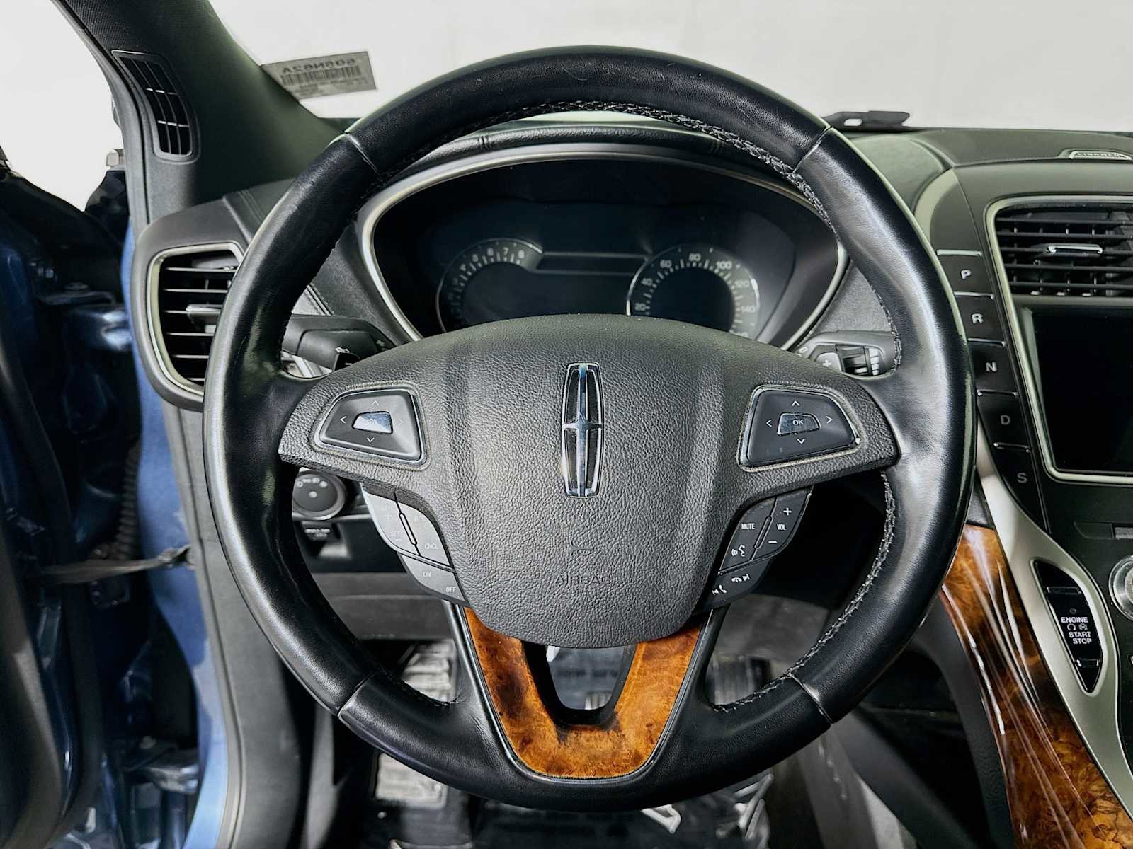 Used 2018 Lincoln MKX Reserve w/ Lincoln MKX Climate Package image 11