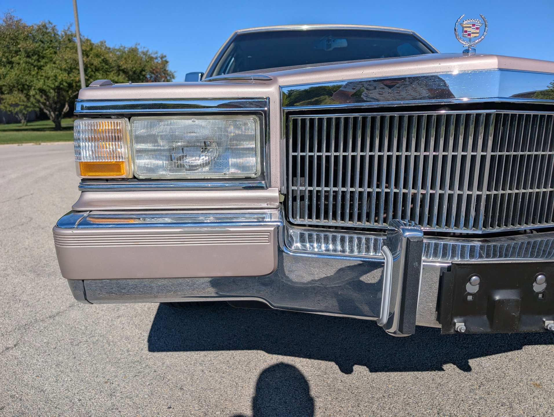 Used 1990 Cadillac Brougham image 54