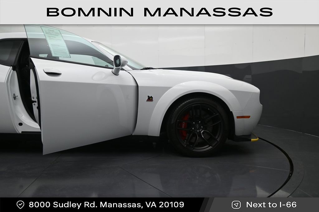 Used 2022 Dodge Challenger R/T Scat Pack RWD image 9