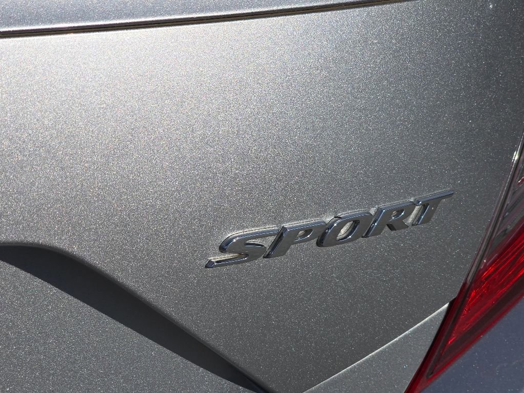 Used 2020 Honda Civic Sport image 10