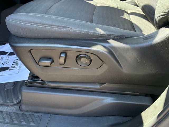 Used 2022 Chevrolet Silverado 1500 Custom AWD/4WD image 19