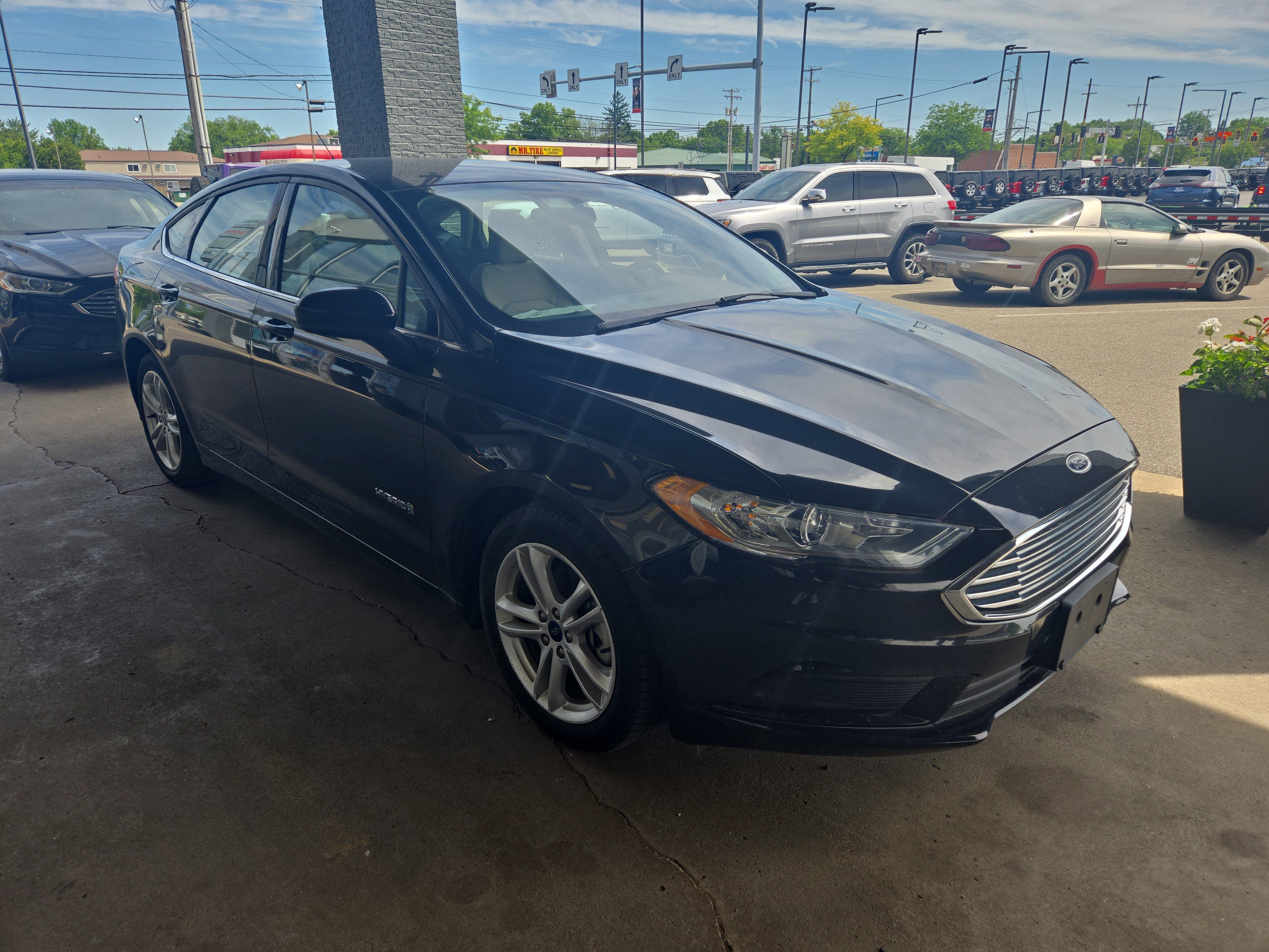 Used 2018 Ford Fusion S FWD image 10