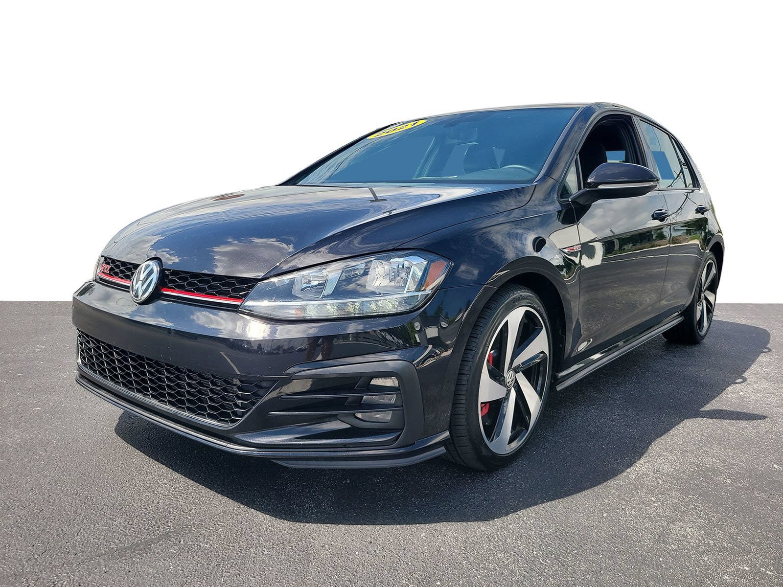 Used 2021 Volkswagen Golf 4-Door FWD image 2