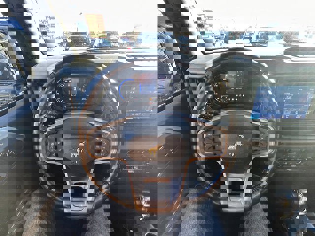 Used 2023 Ford Bronco Badlands image 12