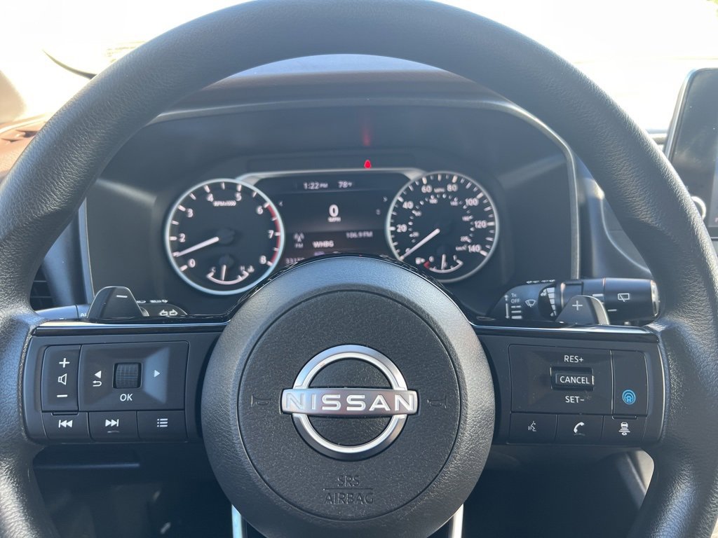 Used 2022 Nissan Rogue SV image 5