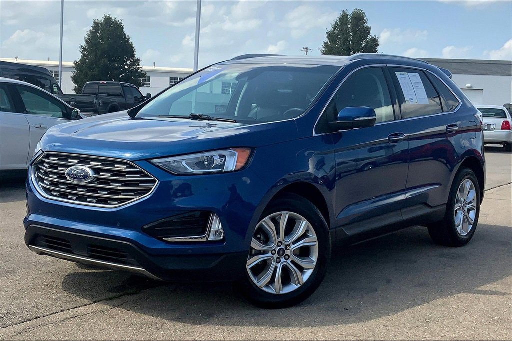 Used 2020 Ford Edge Titanium image 1