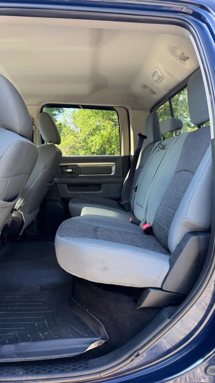 Used 2014 RAM 2500 SLT w/ Luxury Group image 22