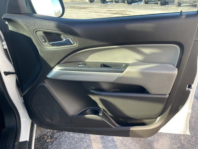 Used 2016 Chevrolet Colorado LT w/ Safety Package image 22