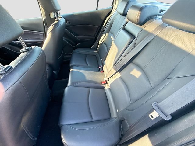 Used 2018 MAZDA MAZDA3 Grand Touring image 26