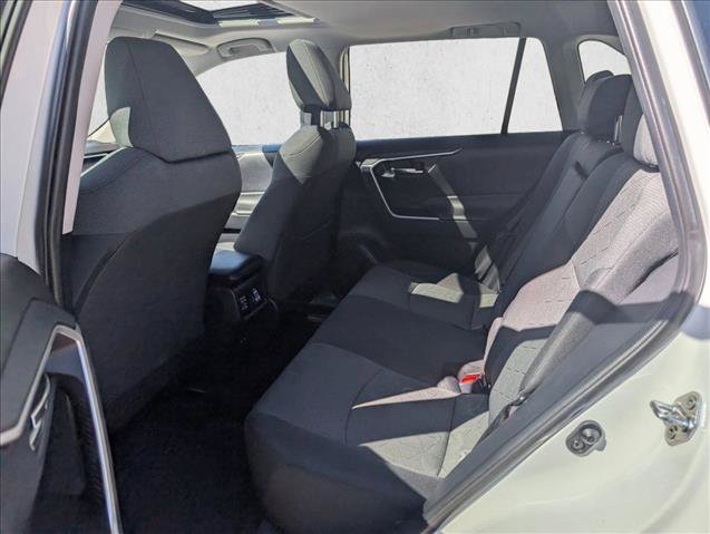 Certified 2020 Toyota RAV4 XLE w/ Convenience Package FWD image 18