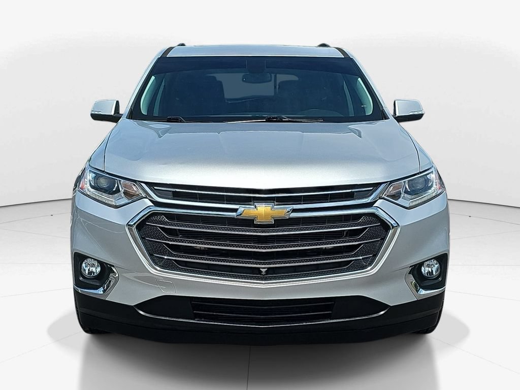 Used 2021 Chevrolet Traverse LT w/ LT Premium Package FWD image 12