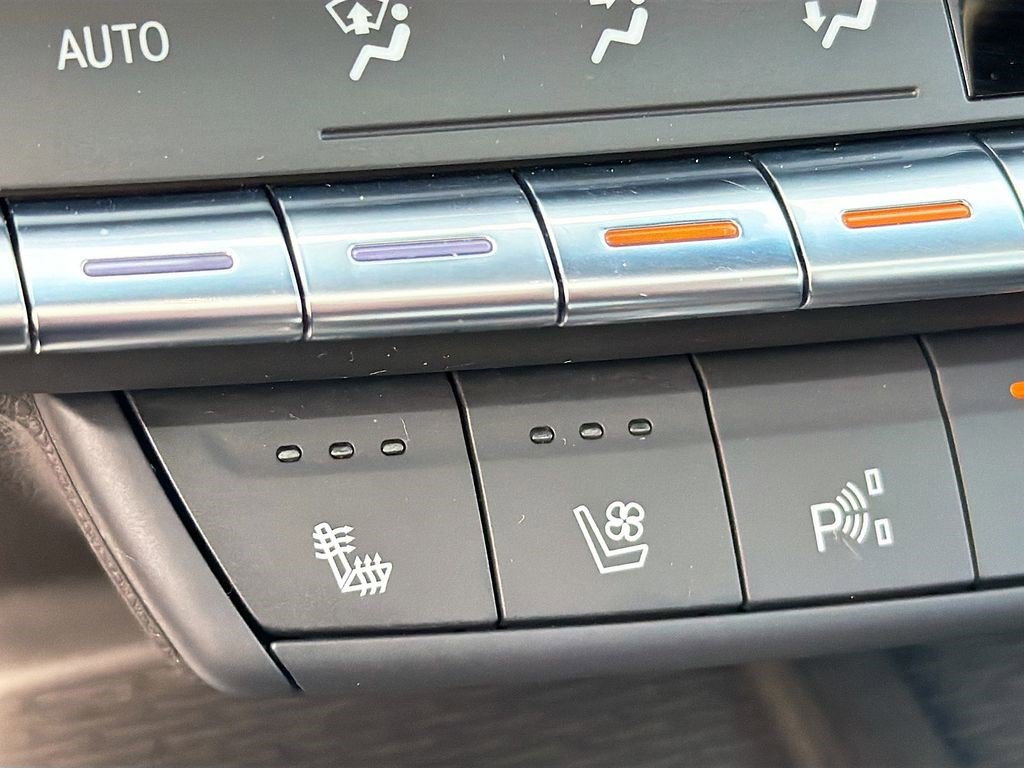 Certified 2022 Cadillac CT5 Premium Luxury w/ Parking Package image 18