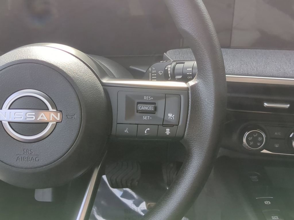 New 2026 Nissan Kicks S image 18