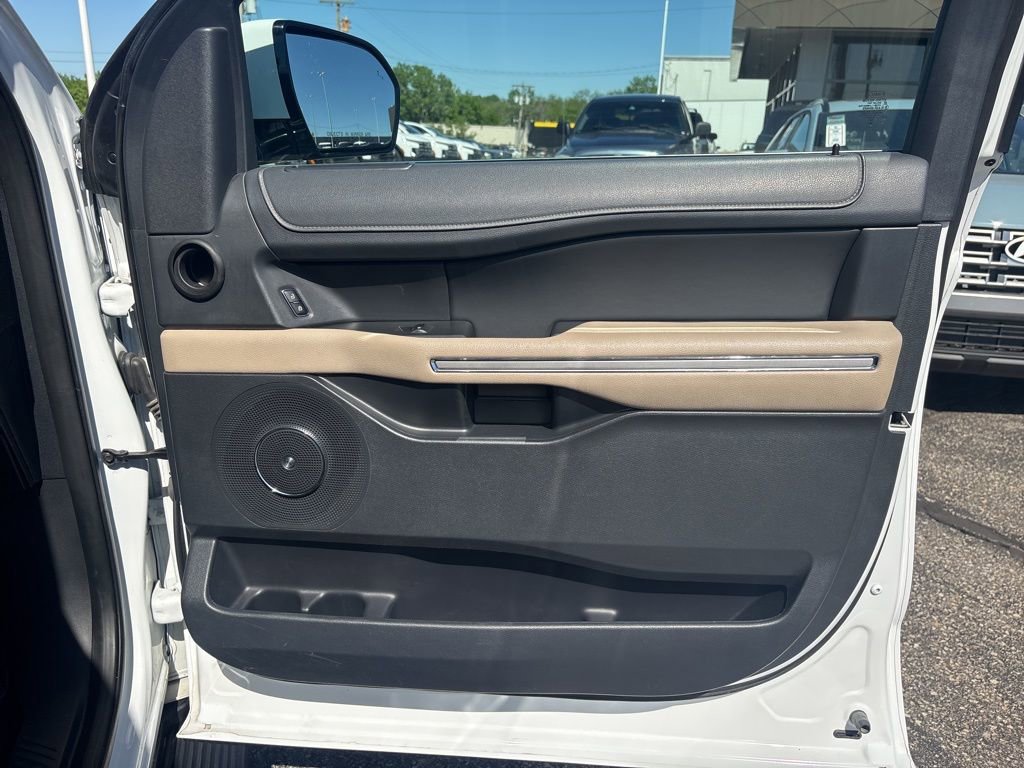 Used 2024 Ford Expedition Max Limited AWD/4WD image 42