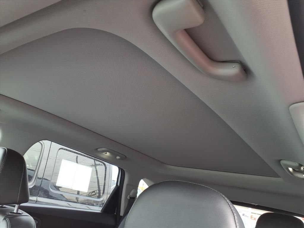 Used 2023 Kia Sorento SX image 15