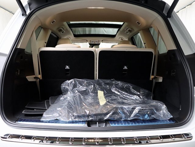 Certified 2025 Mercedes-Benz GLS 580 4MATIC image 34