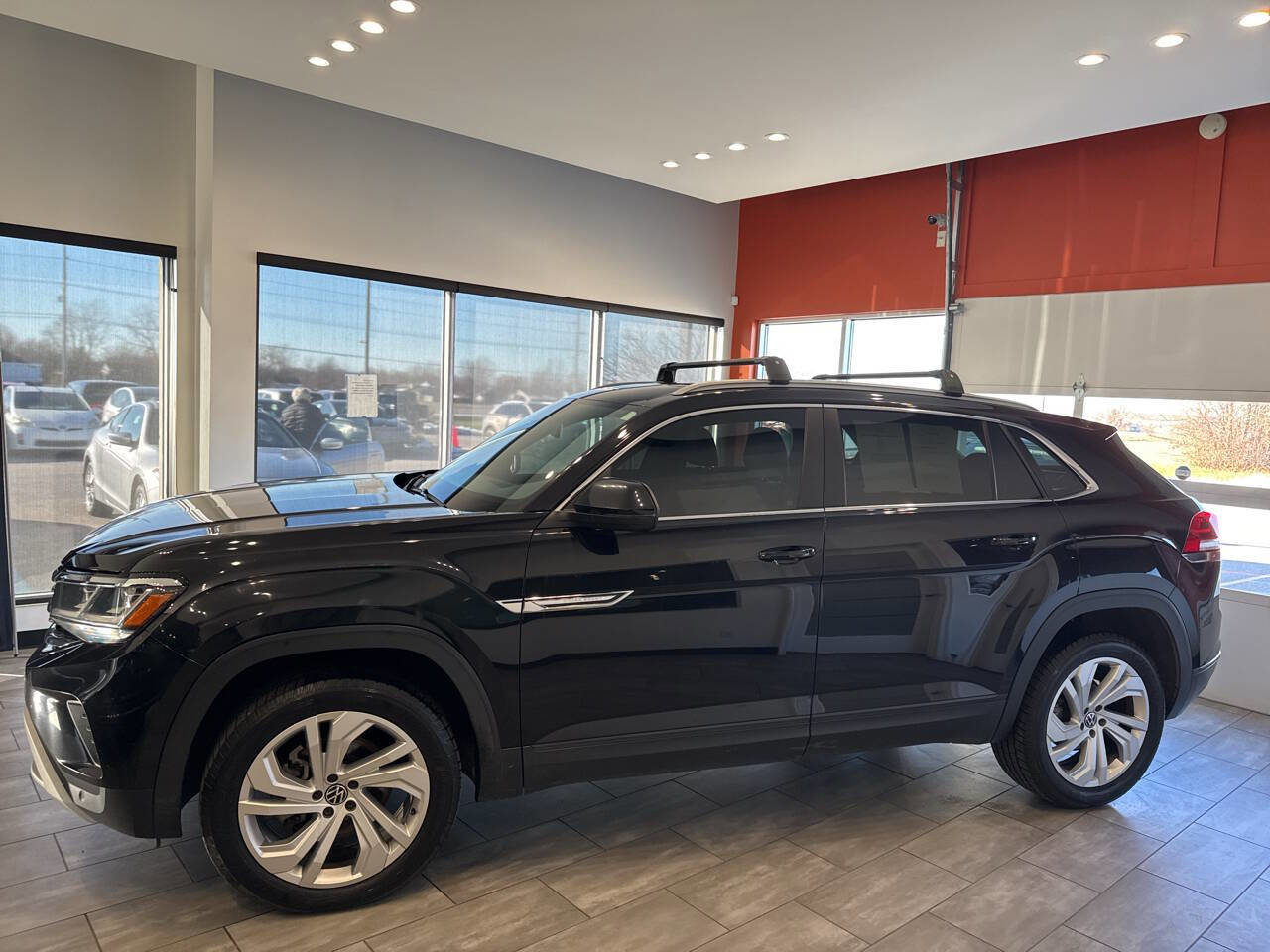 Used 2020 Volkswagen Atlas Cross Sport SEL AWD/4WD image 10